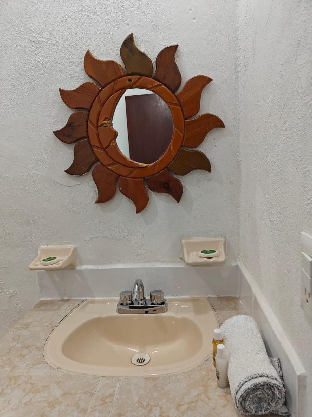 Casa Victor Avila Isla Holbox Exterior photo
